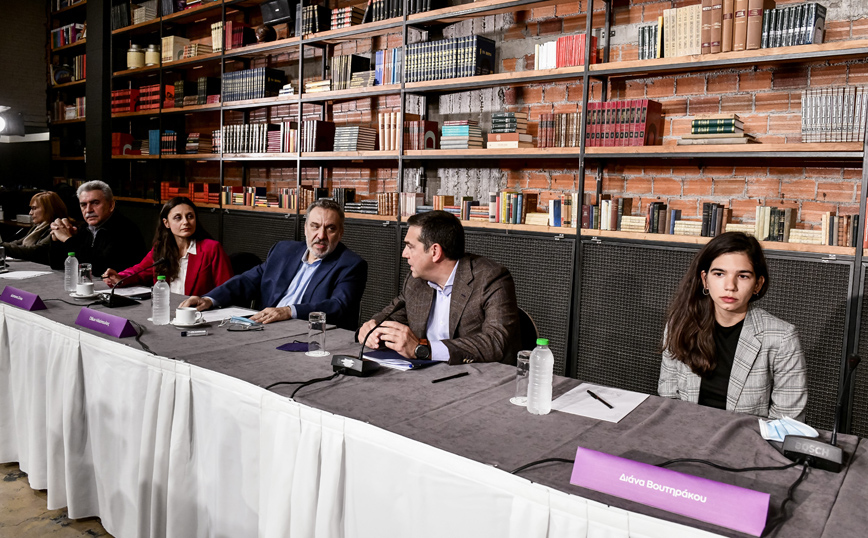 Συνάντηση Τσίπρα - συμβούλων του