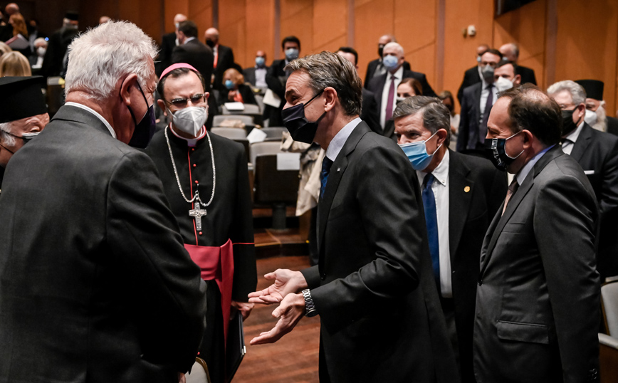 Μητσοτάκης σε Βαρθολομαίο: Φωτεινή απάντηση στις σκοταδιστικές δοξασίες η έκκληση για καθολικό εμβολιασμό