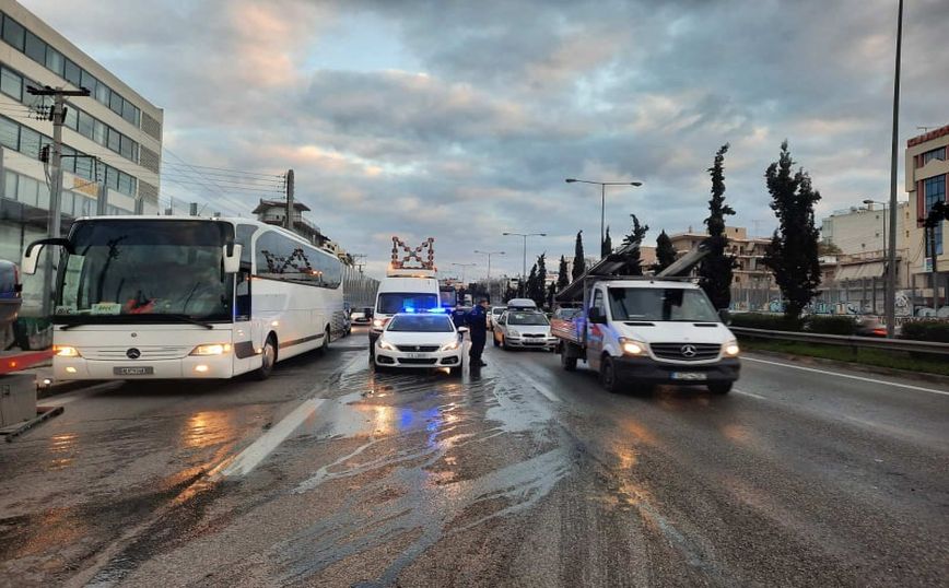 Κίνηση τώρα: Κόλαση ο Κηφισός &#8211; Καραμπόλα 4 οχημάτων