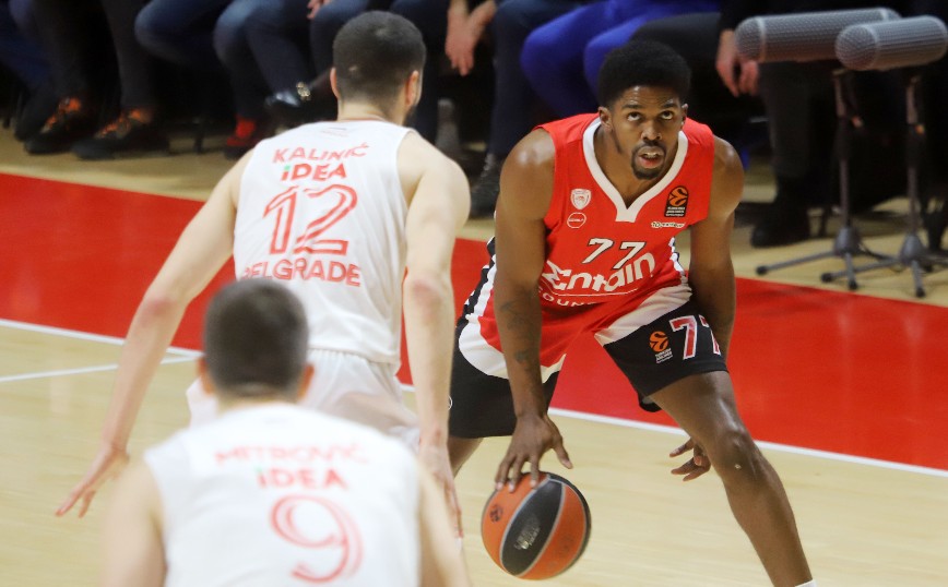 Φάση από τον αγώνα Ερυθρός Αστέρας - Ολυμπιακός Φάση από τον αγώνα Ερυθρός Αστέρας - Ολυμπιακός