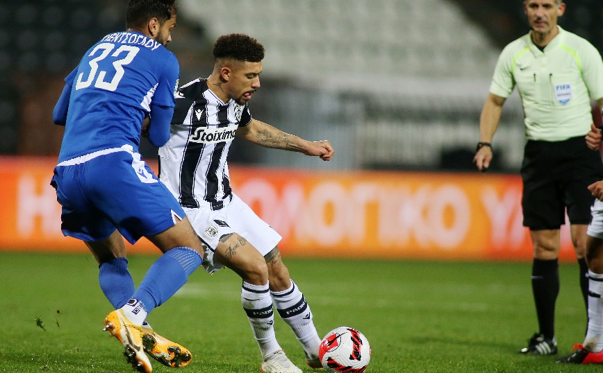 Φάση από τον αγώνα ΠΑΟΚ - Λαμία Φάση από τον αγώνα ΠΑΟΚ - Λαμία