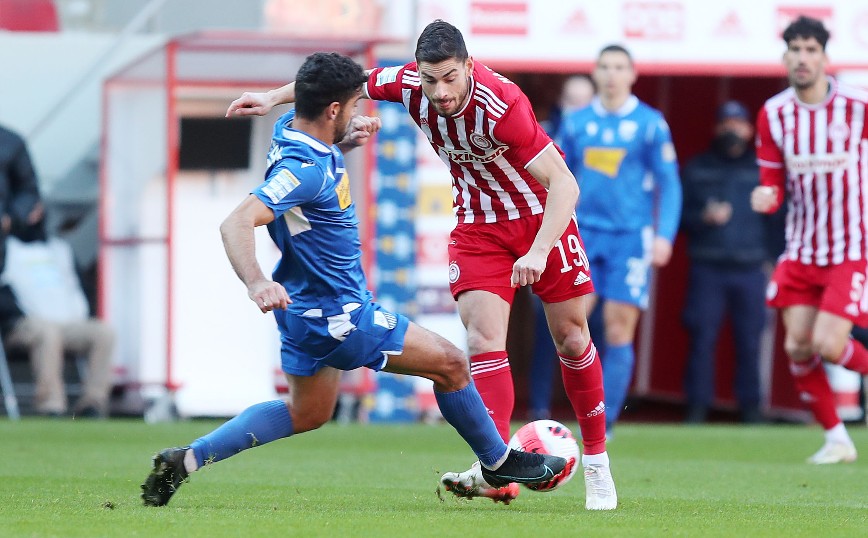 Ο Μασούρας στο Ολυμπιακός - Λαμία Ο Μασούρας στο Ολυμπιακός - Λαμία