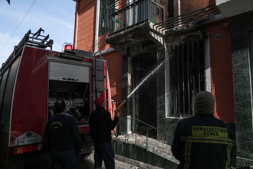 Υπό έλεγχο η φωτιά σε μονοκατοικία στο Μεταξουργείο