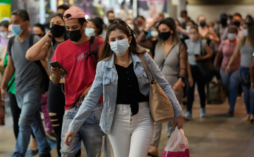 Μετάλλαξη Όμικρον: Σε συναγερμό η Βραζιλία μετά τον εντοπισμό τρίτου κρούσματος