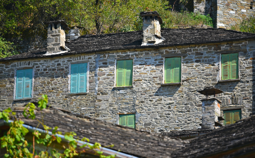Τοπική αρχιτεκτονική στους Κήπους Τοπική αρχιτεκτονική στους Κήπους