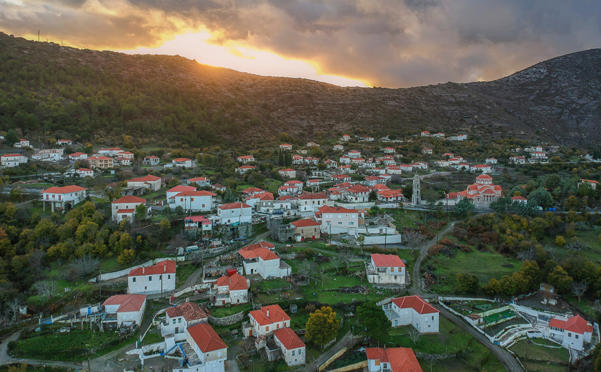 Η Κρεμαστή στη Λακωνία Η Κρεμαστή στη Λακωνία