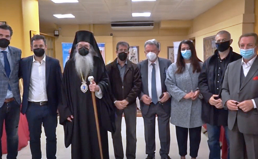 Μήνυμα ελπίδας & αγάπης από την Ιερά Μητρόπολη Πειραιώς και το ΙΕΚ ΑΛΦΑ στη Χριστουγεννιάτικη Δωροέκθεση 2021-2022