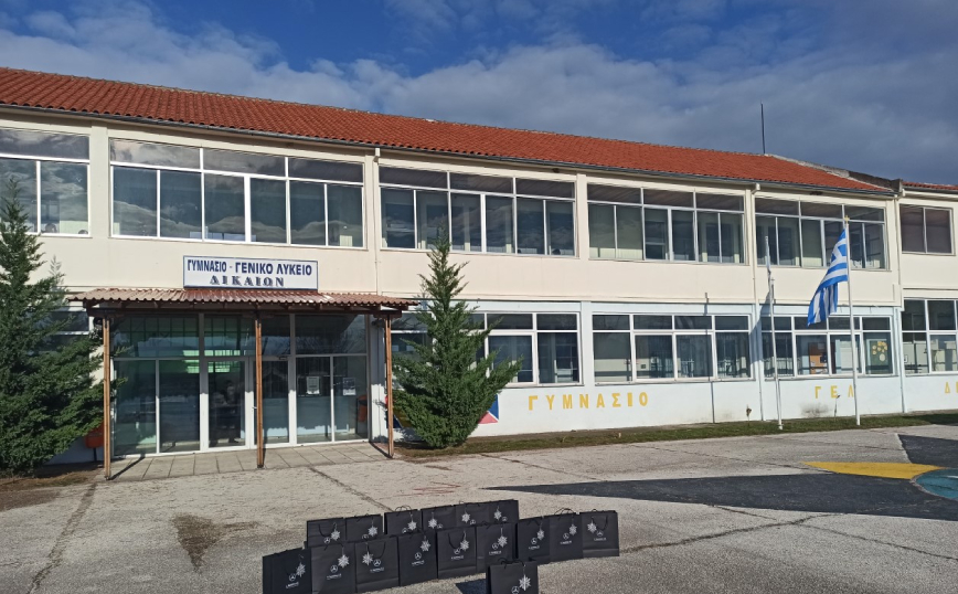 Χριστουγεννιάτικα Δώρα στους κατοίκους χωριών του Έβρου  μοίρασε η Α. Ισμαήλος Α.Ε.