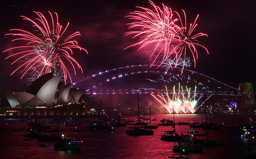 Νέα Ζηλανδία και Αυστραλία υποδέχθηκαν το 2022 &#8211; Βίντεο από το φαντασμαγορικό θέαμα στην Όπερα του Σίδνεϊ
