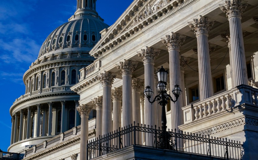 ΗΠΑ: Η Βουλή των Αντιπροσώπων ενέκρινε σχέδιο νόμου για την αύξηση του ορίου του χρέους