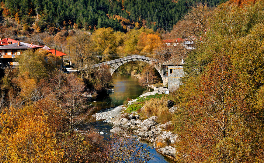 Η Βοβούσα στη Βάλια Κάλντα Η Βοβούσα στη Βάλια Κάλντα