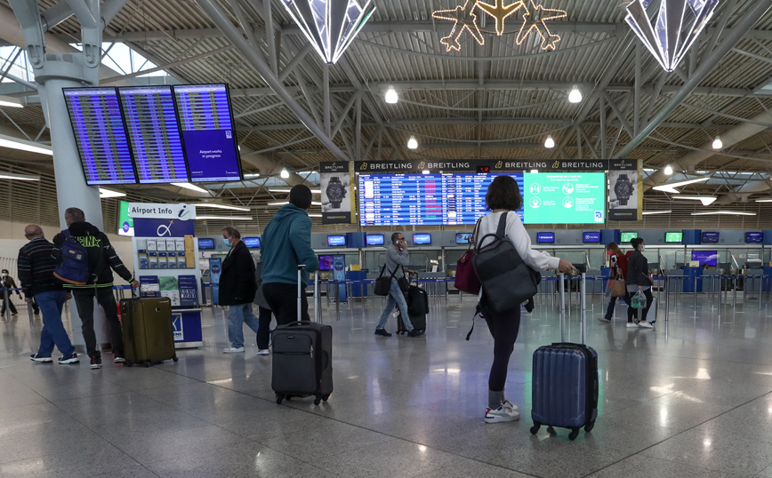 Άνοδος στις αφίξεις από το εξωτερικό κατά 524,7% τον Νοέμβριο – Πάνω από 110% αυξήθηκε ο αριθμός των πτήσεων