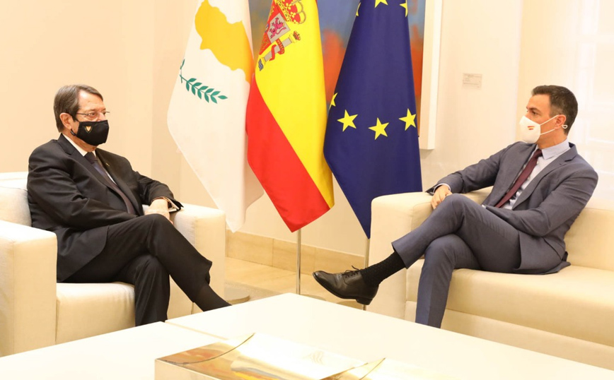 Τετ α τετ Αναστασιάδη – Σάντσεθ: Η Ισπανία στηρίζει την Κύπρο για το Κυπριακό