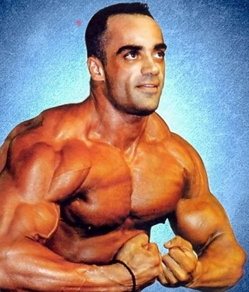 Ο 47χρονος bodybuilder Ο 47χρονος bodybuilder