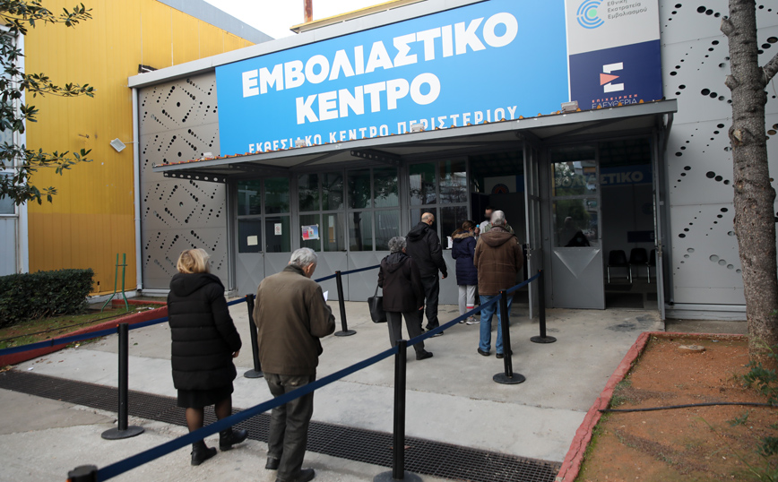 Οικονόμου για τους άνω των 60: Προαιρετική υποχρεωτικότητα δεν υπάρχει &#8211; Ο νόμος θα εφαρμοστεί στο ακέραιο