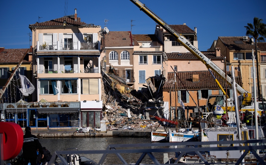 Κατάρρευση κτιρίου στη Γαλλία: Ένας νεκρός και αγωνία για δύο αγνοούμενους