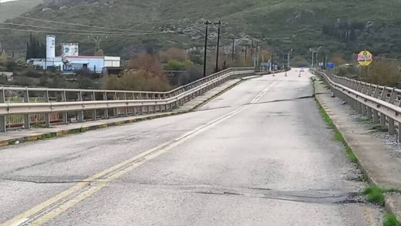 Κακοκαιρία: Προβλήματα στην Αιτωλοακαρνανία – Καθίζηση στη γέφυρα του Ευήνου