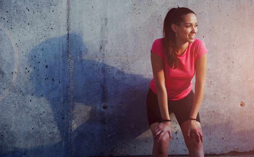 Γυναίκα μετά από γυμναστική Γυναίκα μετά από γυμναστική