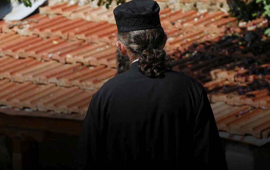 Κρήτη: Αρνητής ιερέας νοσηλεύεται με κορονοϊό σε νοσοκομείο του Ηρακλείου