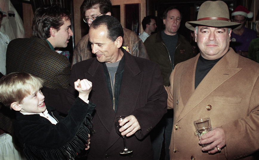 Οι συντελεστές του Μόνος στο Σπίτι Οι συντελεστές του Μόνος στο Σπίτι