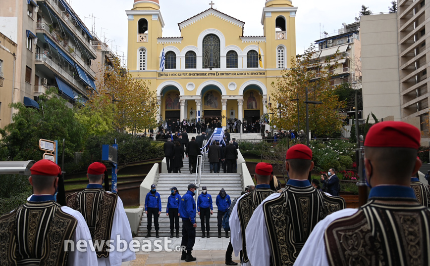 Κηδεία Κάρολου Παπούλια Κηδεία Κάρολου Παπούλια