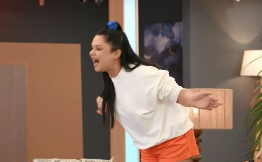 The Bachelor: Ξεσπάθωσε η Ιζαμπέλα – «Είσαι μια γελοία, πενηντάρα, και με κόμπλεξ»