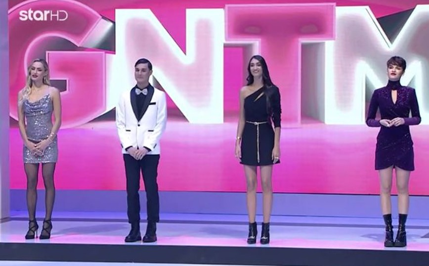 GNTM 4: Με μάσκα ο Δημήτρης Σκουλός στο πλατό για τον ημιτελικό &#8211; Απουσίαζε η Ισμήνη Παπαβλασοπούλου