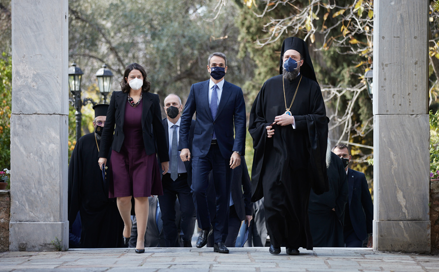 Μητσοτάκης - Ιερά Σύνοδος Μητσοτάκης - Ιερά Σύνοδος