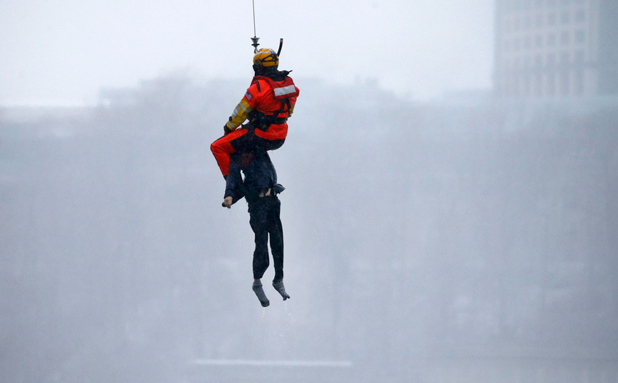 Επιχείρηση διάσωσης στους καταρράκτες του Νιαγάρα Επιχείρηση διάσωσης στους καταρράκτες του Νιαγάρα