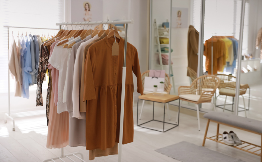 Κρεμαστά ρούχα Κρεμαστά ρούχα