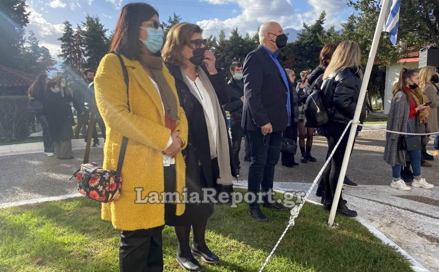 Ο Γιώργος Παπαδάκης στην Ορκωμοσία του γιου του Ιάσονα Ο Γιώργος Παπαδάκης στην Ορκωμοσία του γιου του Ιάσονα