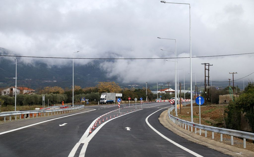 Κώστας Καραμανλής: Στην κυκλοφορία τα πρώτα 5 χλμ του «Θέρμη - Γαλάτιστα» Κώστας Καραμανλής: Στην κυκλοφορία τα πρώτα 5 χλμ του «Θέρμη - Γαλάτιστα»