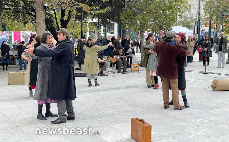 Παράσταση στο Σύνταγμα για το «Αγόρι στο Θεωρείο»