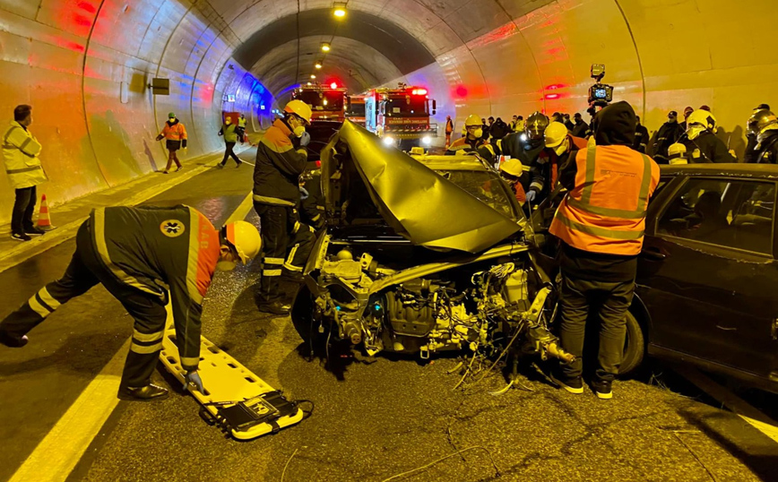 Εντυπωσιακές εικόνες από τη μεγάλη άσκηση στη σήραγγα Πλαταμώνα