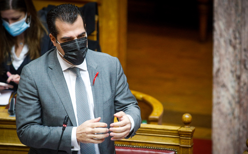 Υποχρεωτικός εμβολιασμός – Πλεύρης: Όποιος θεωρεί αντισυνταγματική τη διάταξη να υποβάλει ένσταση αντισυνταγματικότητας