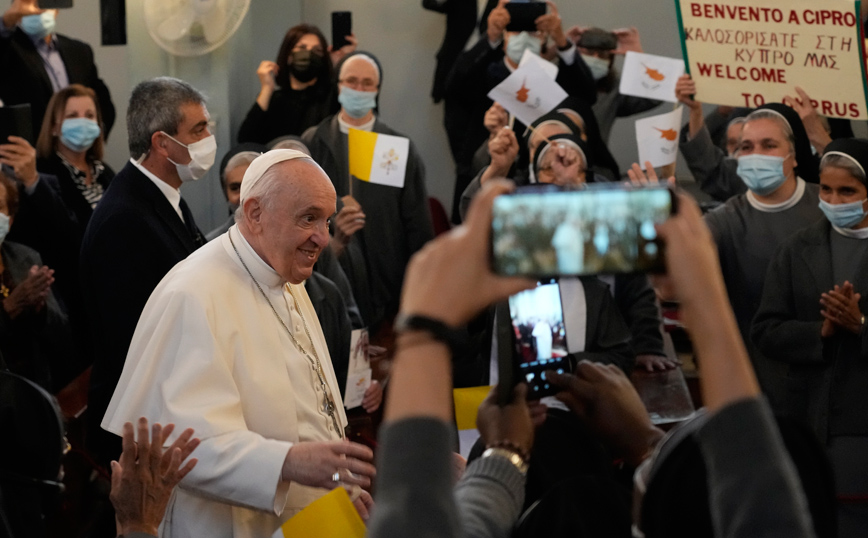 Στη Λευκωσία ο Πάπας Φραγκίσκος Στη Λευκωσία ο Πάπας Φραγκίσκος