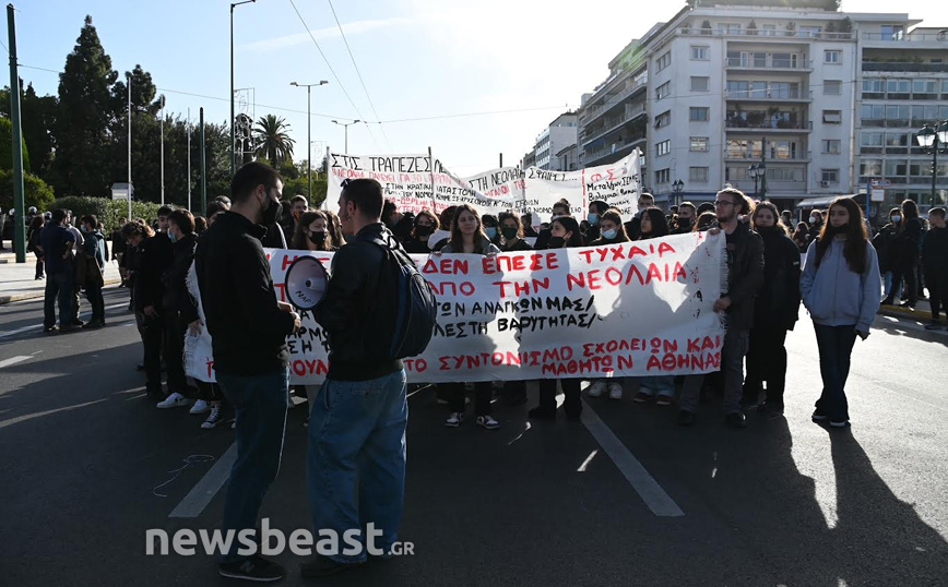 Πορεία για την επέτειο δολοφονίας του Γρηγορόπουλου Πορεία για την επέτειο δολοφονίας του Γρηγορόπουλου
