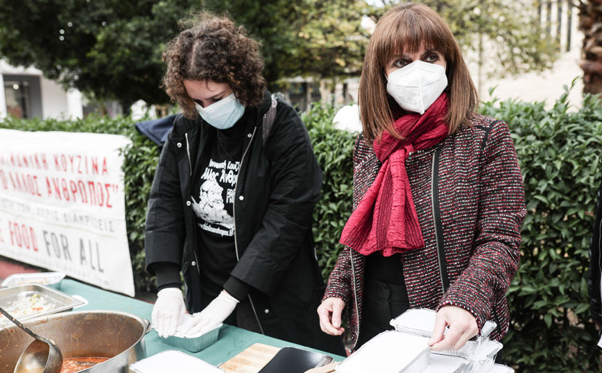 Κατερίνα Σακελλαροπούλου Κατερίνα Σακελλαροπούλου