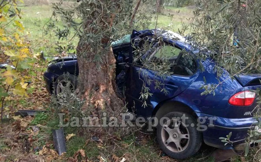 Τροχαίο δυστύχημα στον επαρχιακό δρόμο Κυπαρισσίου - Αταλάντης Τροχαίο δυστύχημα στον επαρχιακό δρόμο Κυπαρισσίου - Αταλάντης