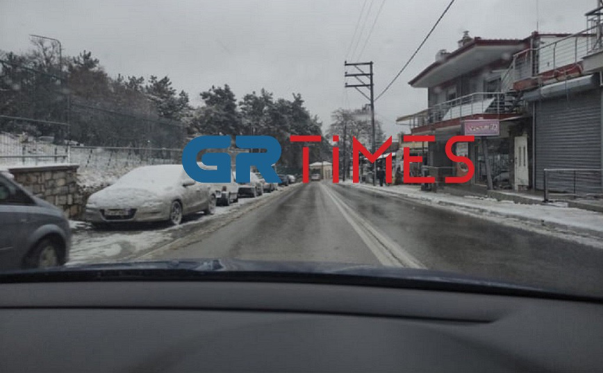 Έπεσαν τα πρώτα χιόνια στα ορεινά της Θεσσαλονίκης Έπεσαν τα πρώτα χιόνια στα ορεινά της Θεσσαλονίκης