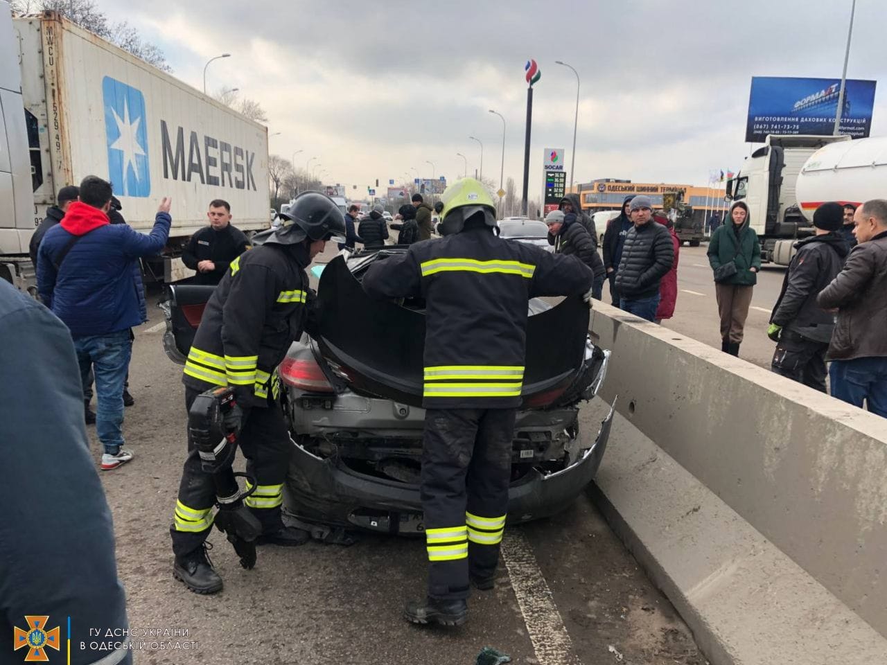 Σοκ στην ΑΕΚ: Σκοτώθηκε σε τροχαίο η σύζυγος του Νταντσένκο – Εικόνες από τη διαλυμένη Mercedes
