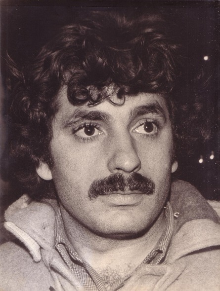 Λευτέρης Λαζάρου Λευτέρης Λαζάρου