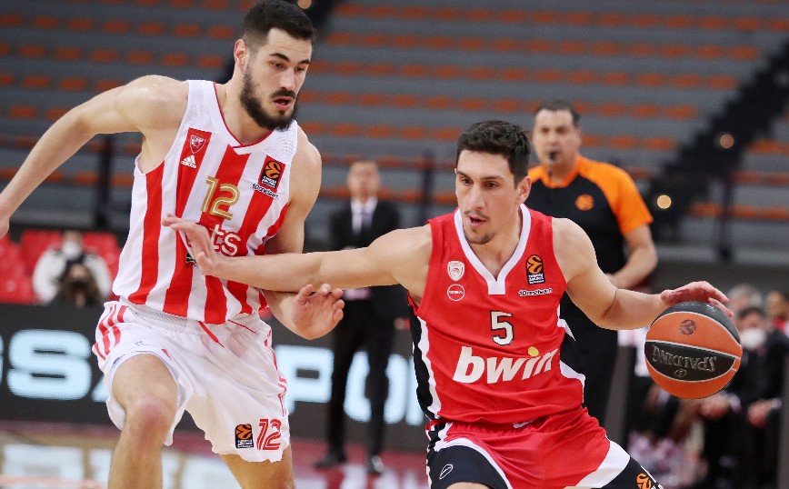 Φάση από τον αγώνα Ολυμπιακός - Ερυθρός Αστέρας Φάση από τον αγώνα Ολυμπιακός - Ερυθρός Αστέρας