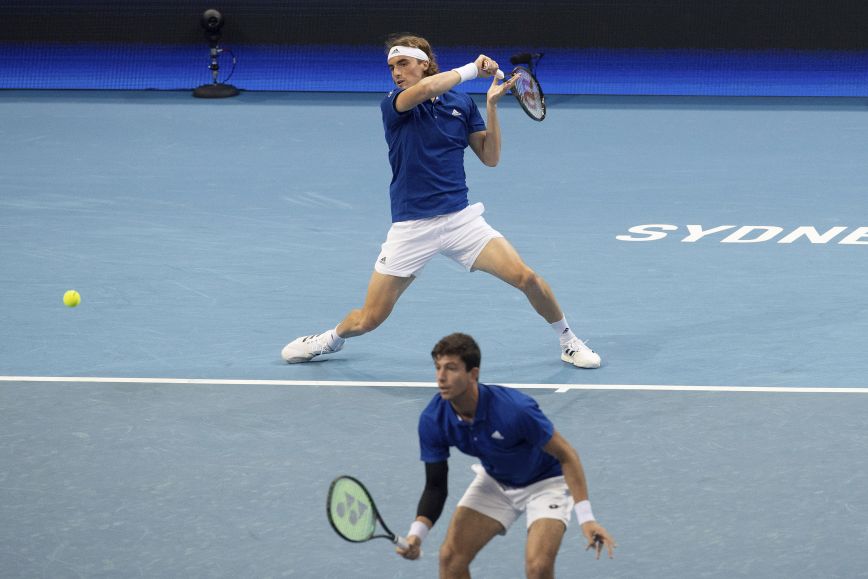 ATP Cup: Μπήκε ο Τσιτσιπάς και ήρθε η πρώτη νίκη για την Ελλάδα