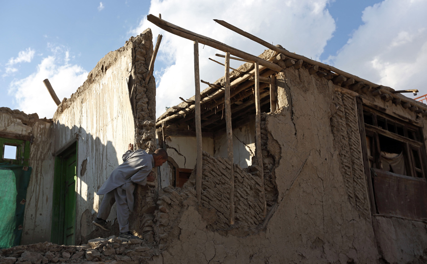 Ισχυρός σεισμός στο Αφγανιστάν &#8211; Τουλάχιστον 12 νεκροί