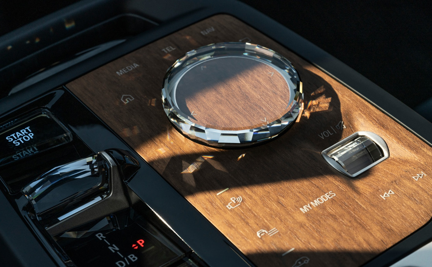 BMW_iX_M601 BMW_iX_M601