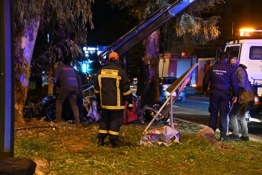 Τροχαίο στη Βούλα με νεκρό τον αδερφό της βουλευτού Μονογιού Τροχαίο στη Βούλα με νεκρό τον αδερφό της βουλευτού Μονογιού