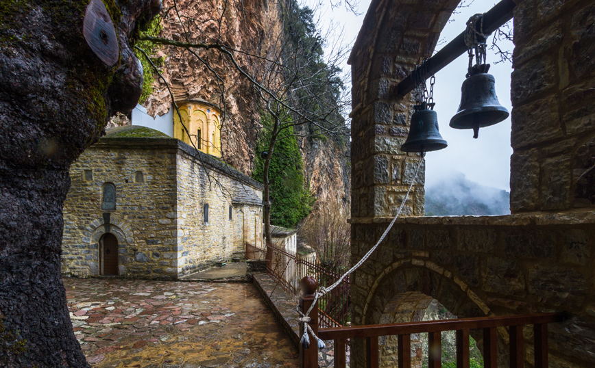 Εικόνες που κόβουν την ανάσα στην Μονή Παναγίας Στάνας