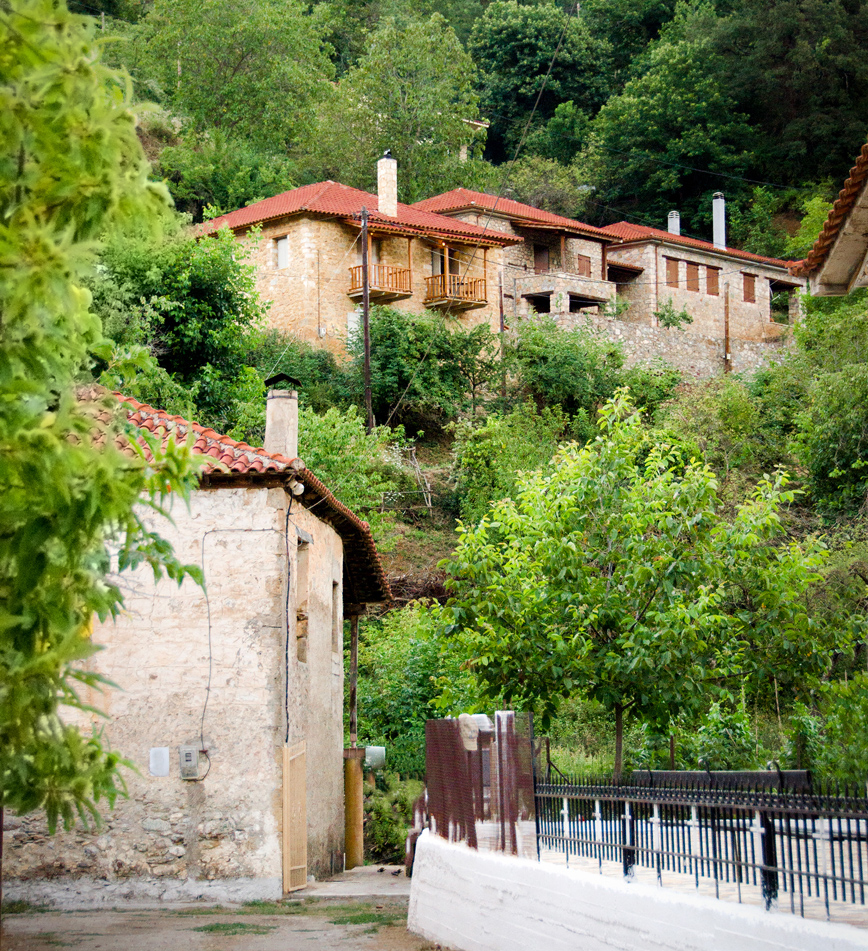 Όμορφη γωνιά στη Ζαρούχλα