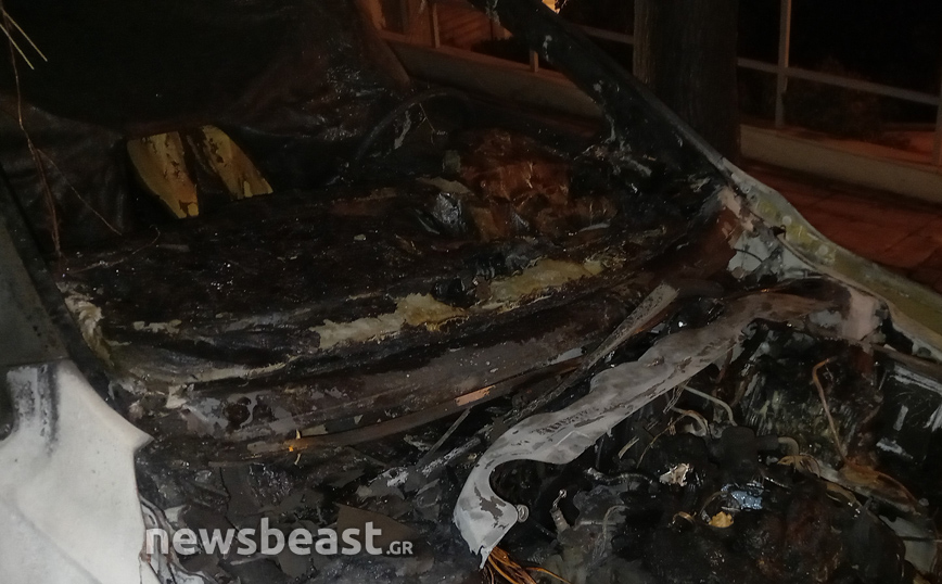 Εμπρησμός οχημάτων τα ξημερώματα στο Κολωνάκι Εμπρησμός οχημάτων τα ξημερώματα στο Κολωνάκι